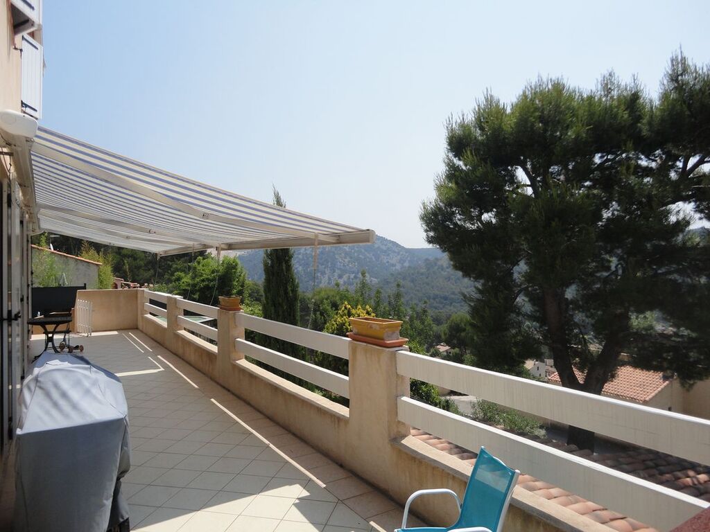 vente maison T7 piscine carnoux