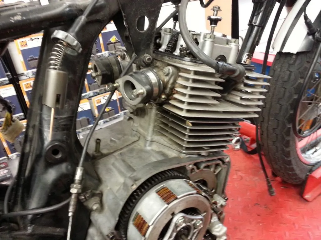HONDA CB TWIN 125 SABLAGE