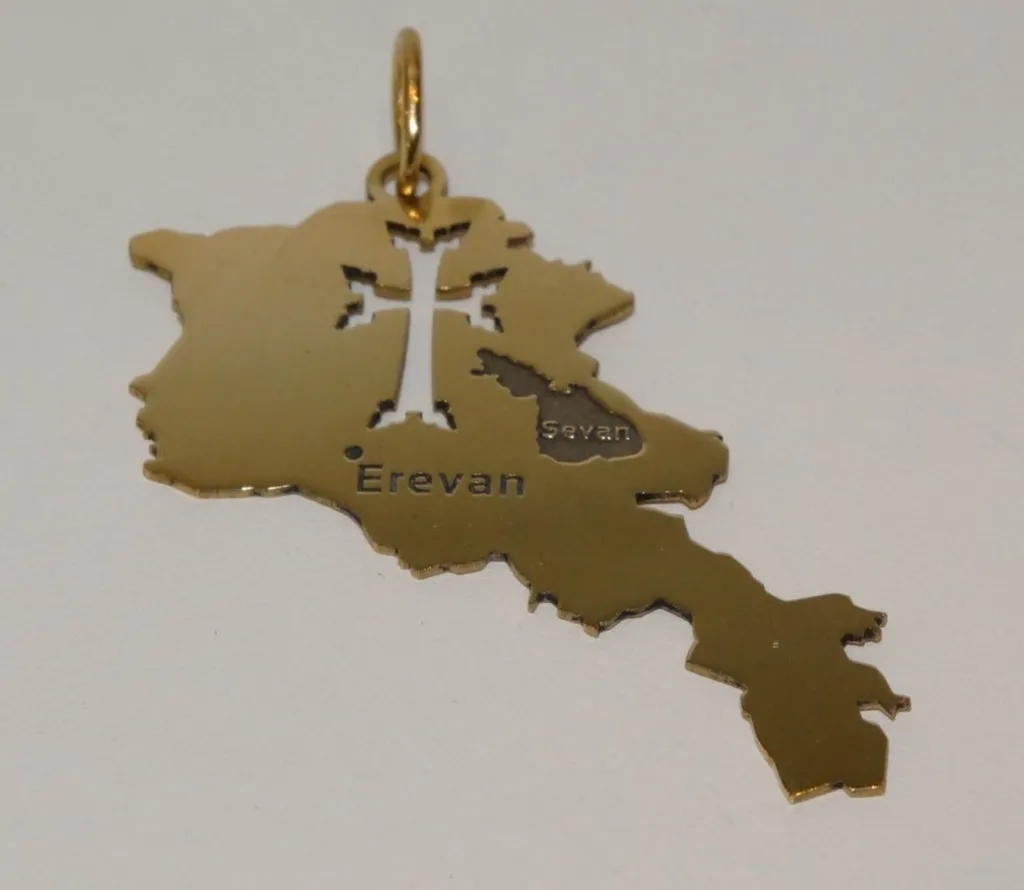 Pendentif de l'Arménie en or 18 carats Marseille 13007