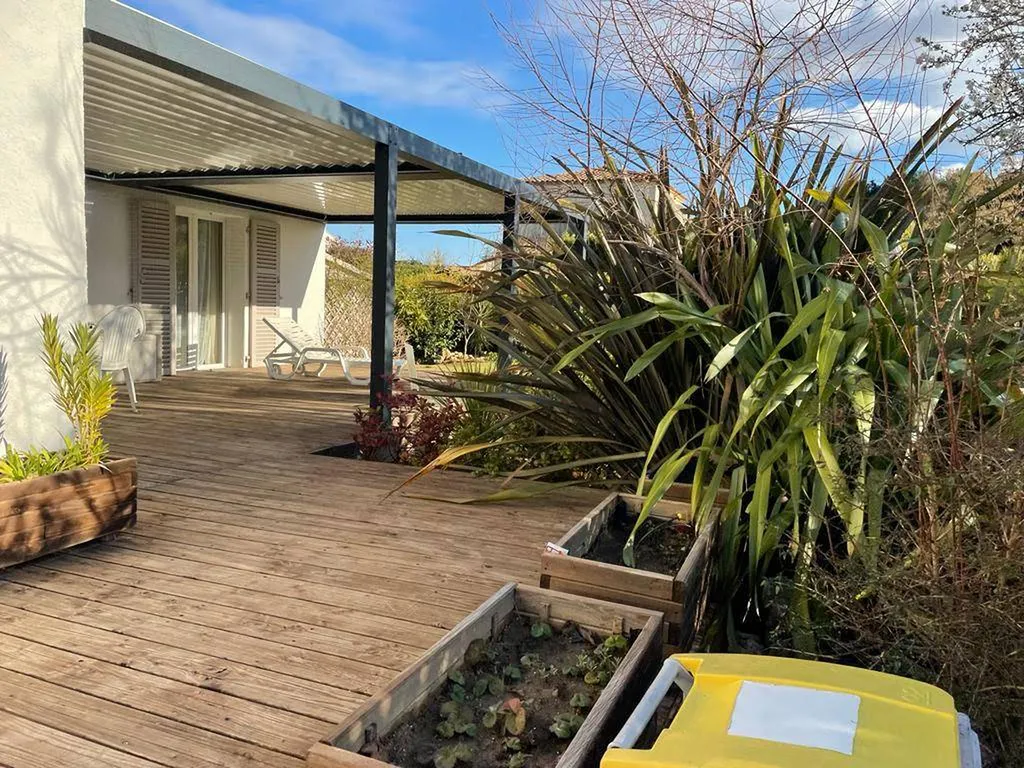 Installation d'une pergola à Beaulieu dans l'Herault