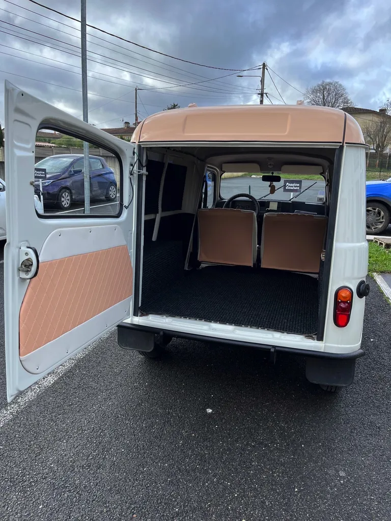 refaire l'intérieur de sa voiture à bordeaux 