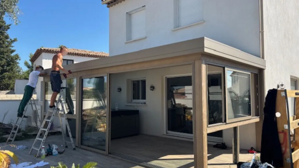 véranda aluminium sur mesure dans le Var