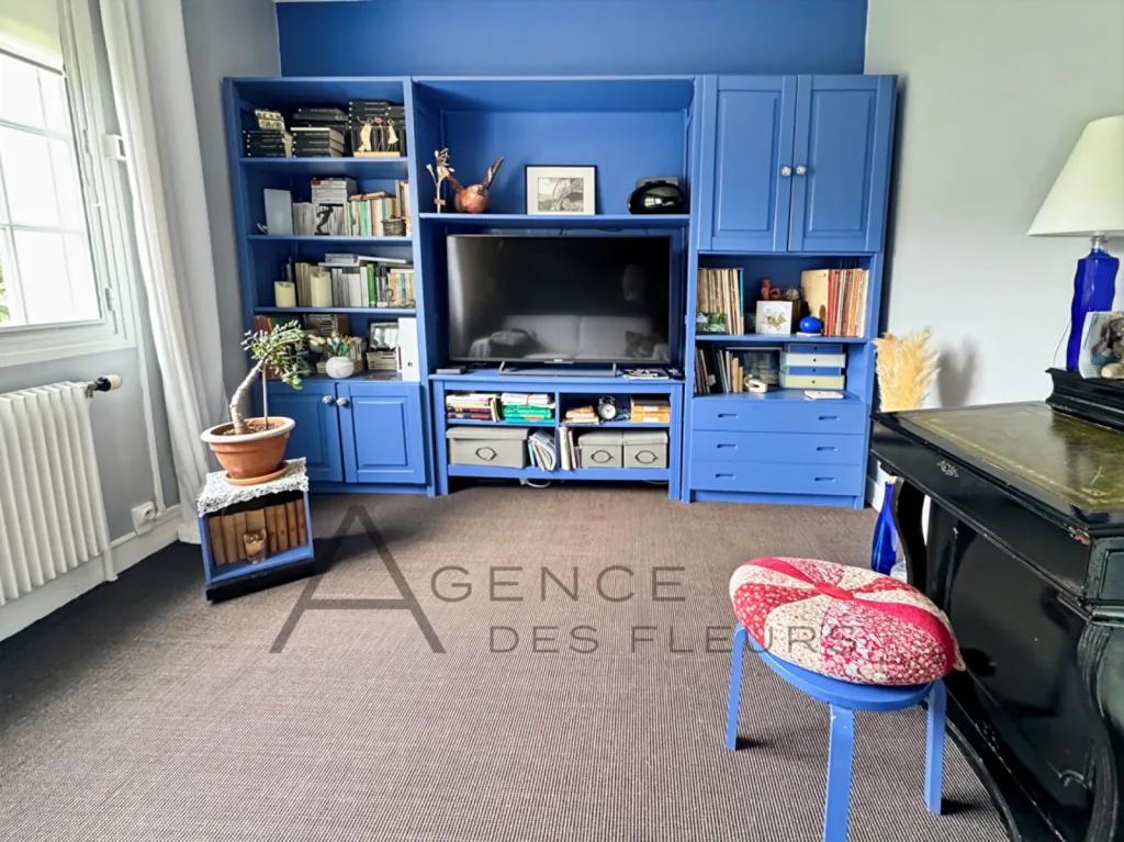 A vendre, maison familiale de 159 m2 sur un terrain de 1509 m2 située à Saint-Pierre-des-Fleurs