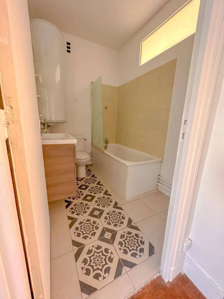 Appartement de type F3 en duplex de 81,84m²