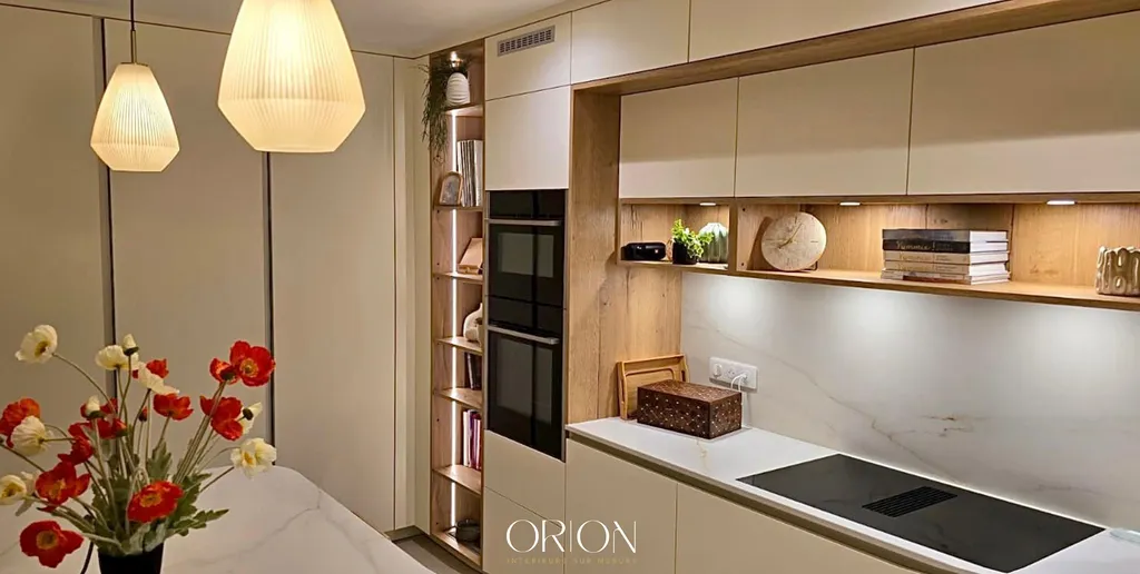 Cuisine haut de gamme avec colonnes réfrigérateur et congélateur intégré à Castelmaurou, en Haute Garonne 