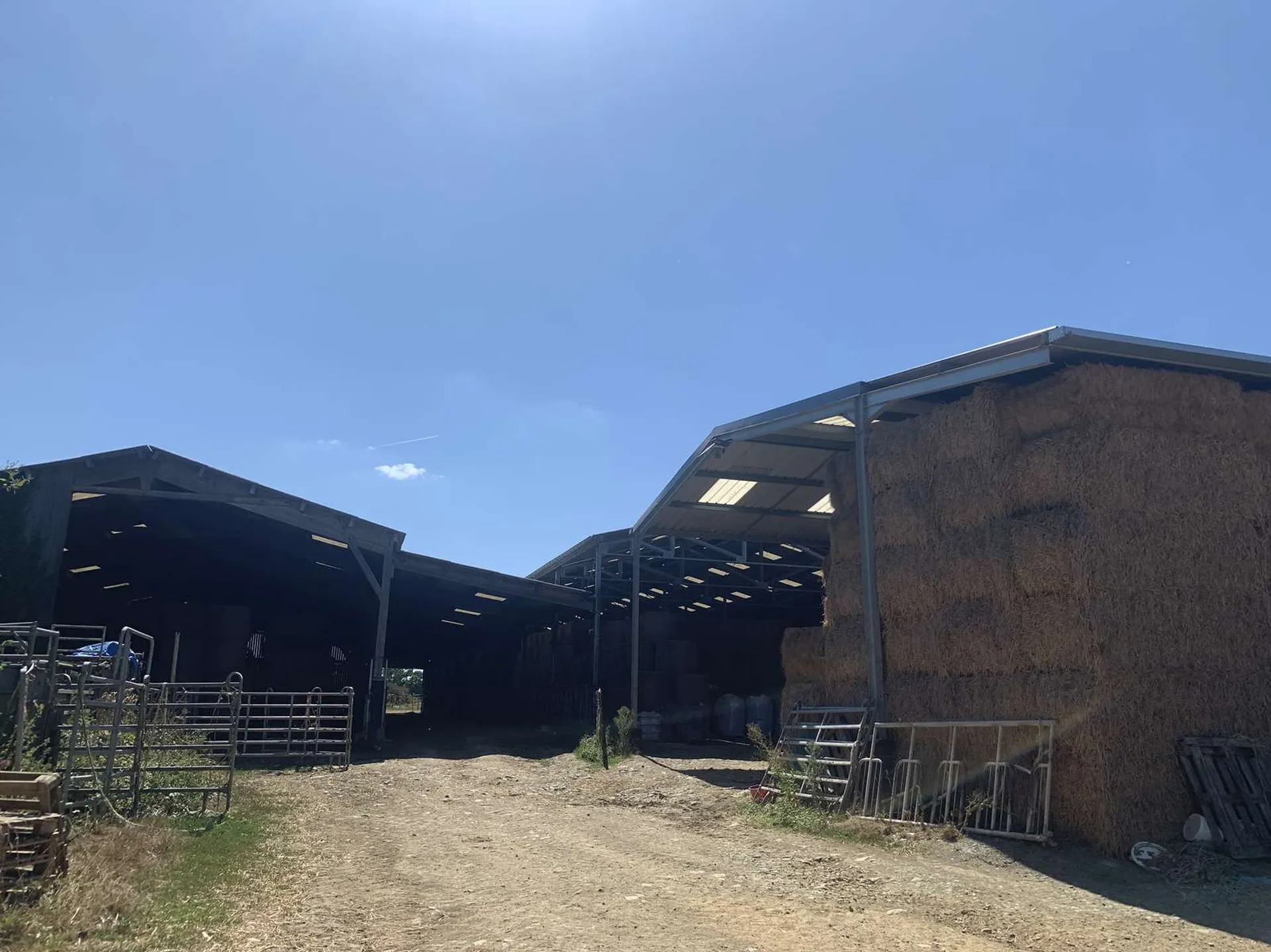 Hangar à foin