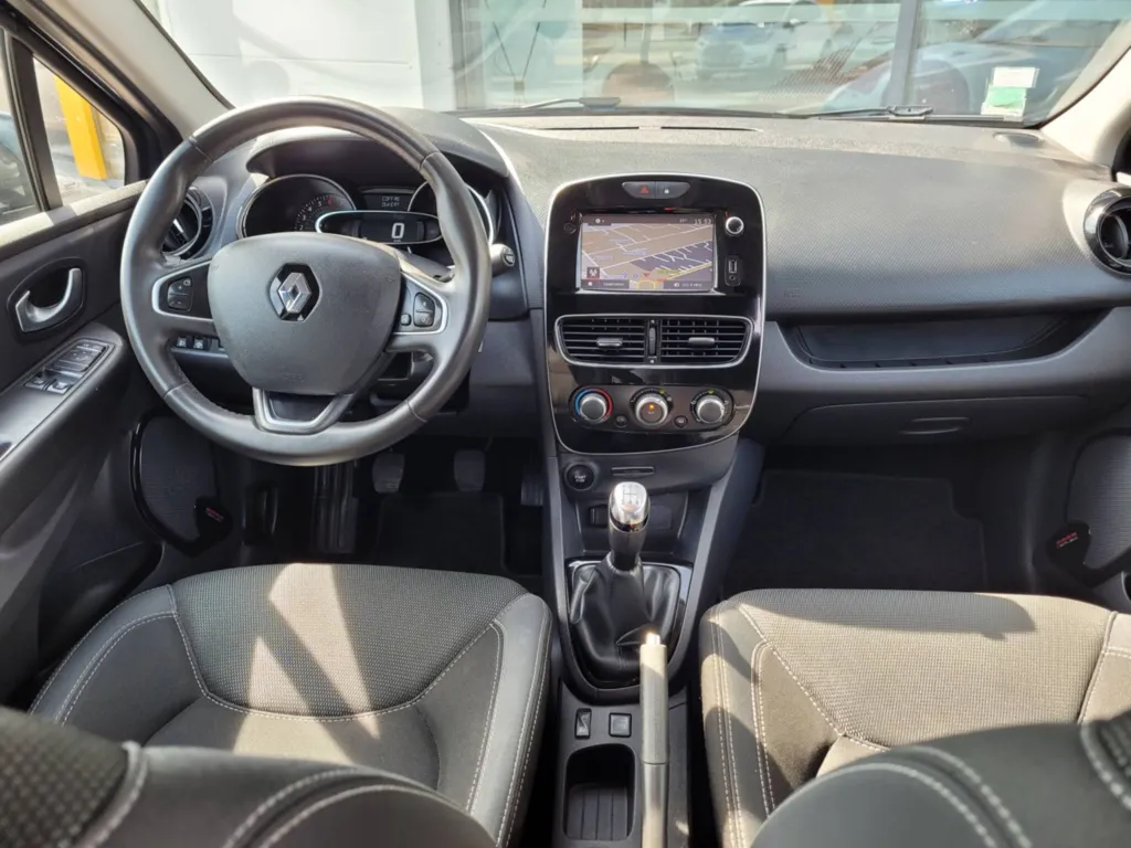 CLIO IV BUSINESS OCCASION TCE 90 ENERGY ESSENCE PRÈS DE TOULOUSE A PLAISANCE DU TOUCH