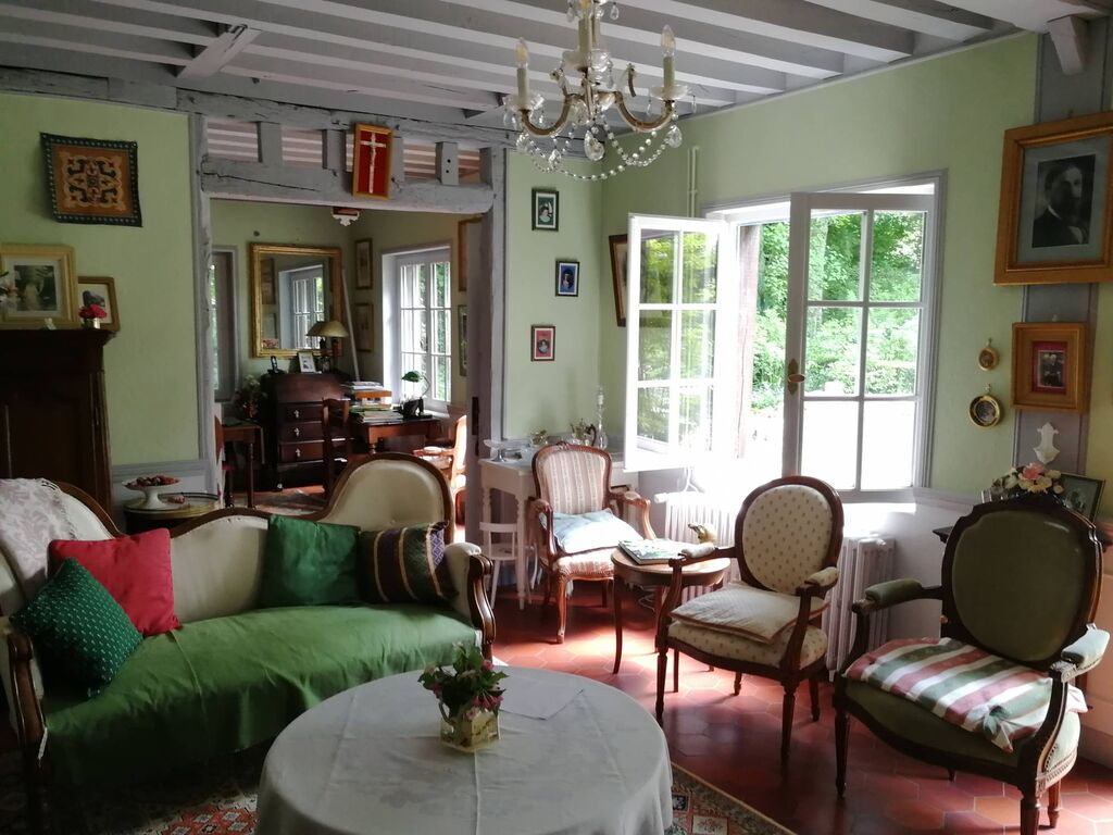 A vendre, a la campagne, proche DEAUVILLE et gare de LISIEUX