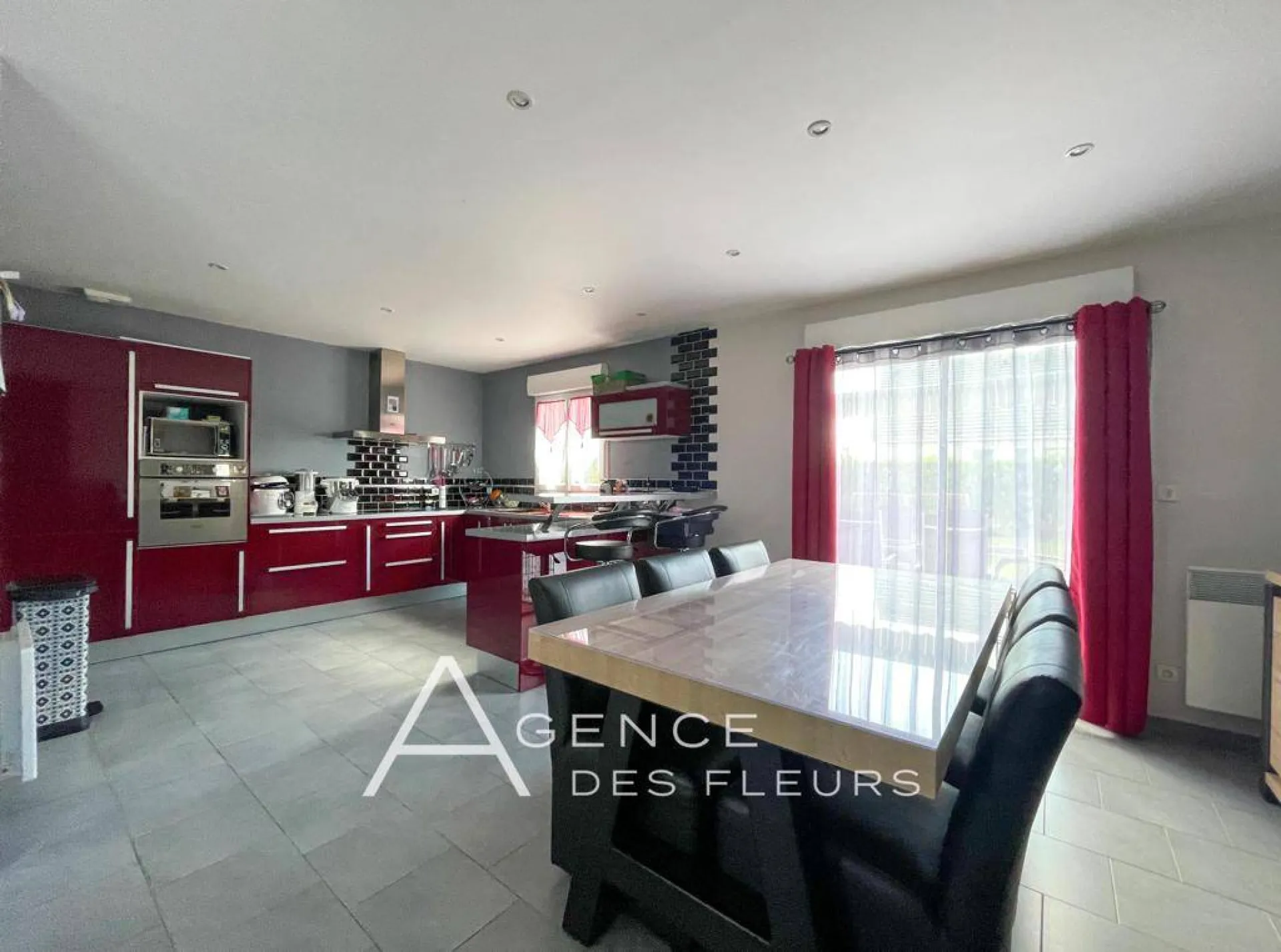 1132 M² DE TERRAIN CLOS