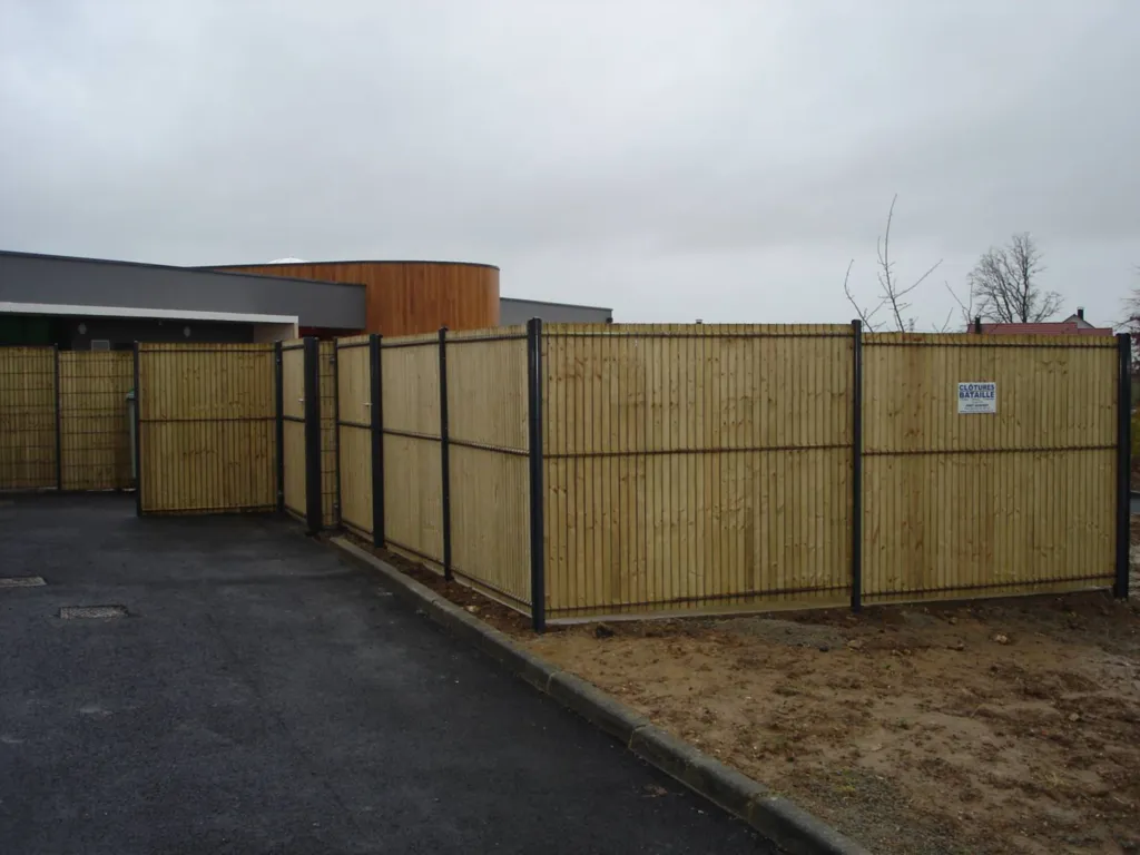 Réalisation d'occultation en bois à Epaignes 27