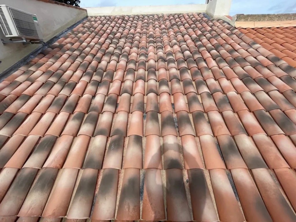 Changement d’une toiture de maison avec isolation sur Sausset les Pins près de Martigues.
