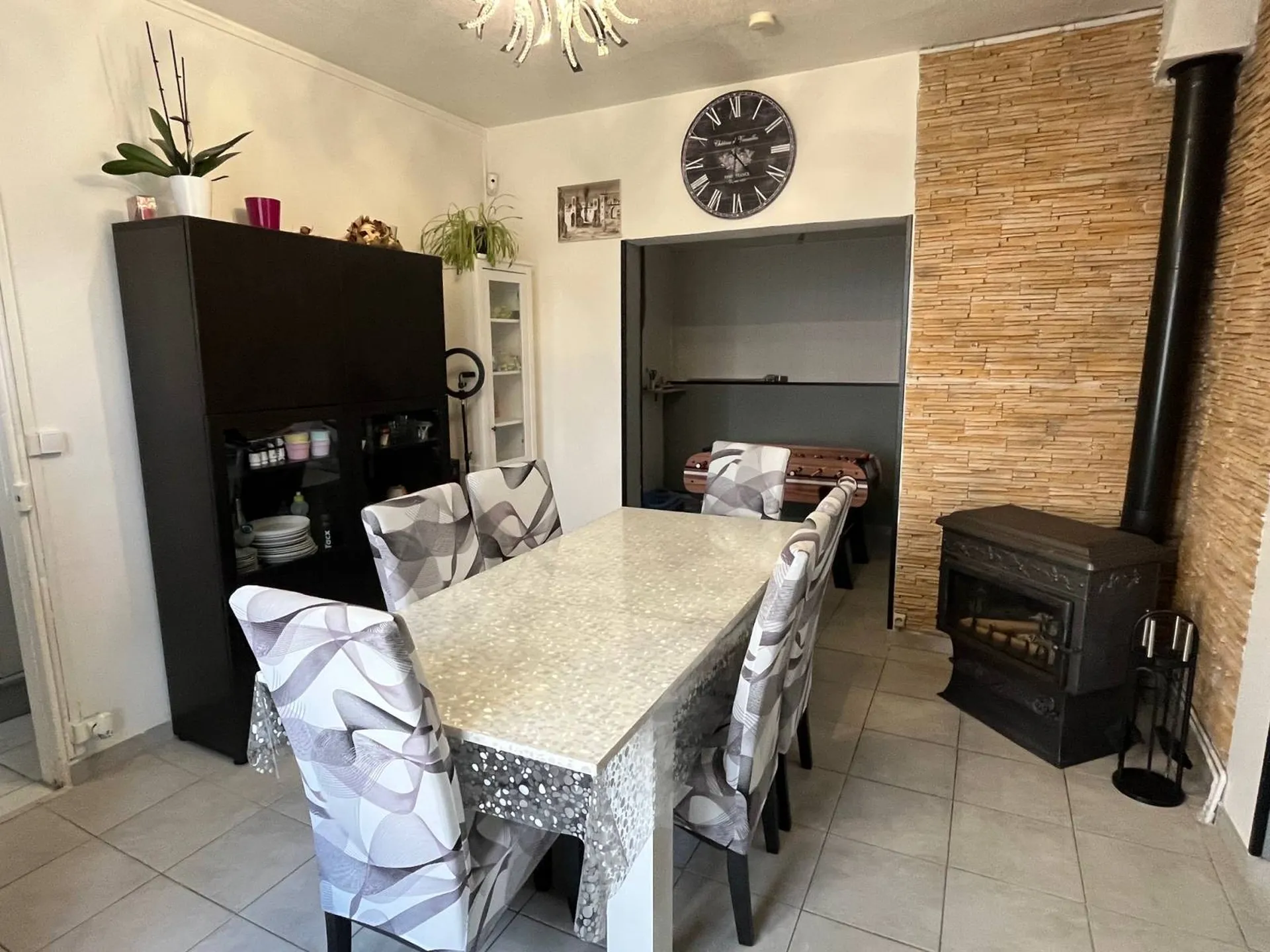 A vendre, maison en bon état général, située au Trait à proximité des commerces