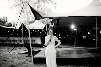 Let us organize your wedding in french fields with marquee like our couple from Scotland near to Paris