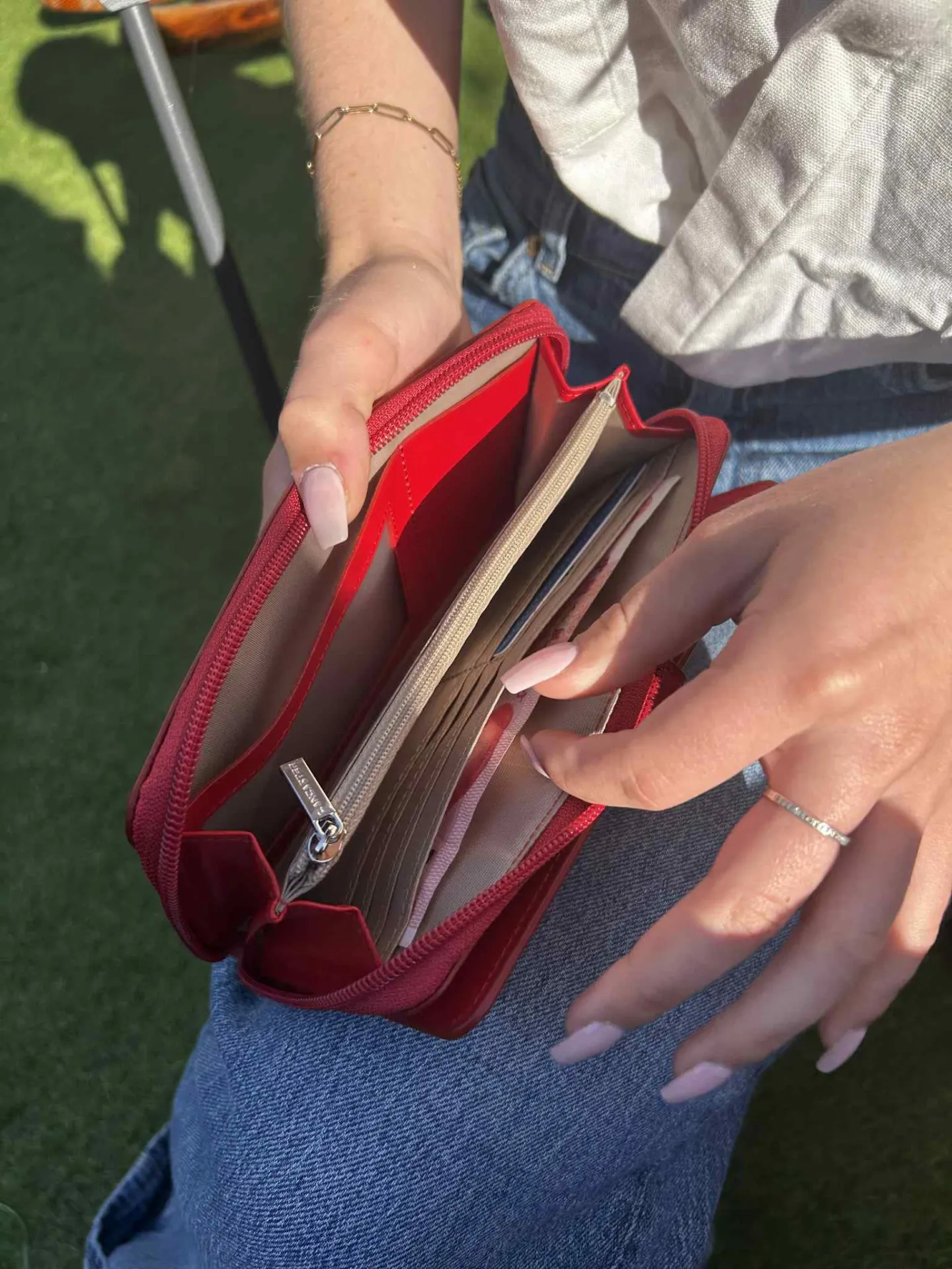 Portefeuille Compagnon en cuir Lancaster disponible chez Evasion Eu