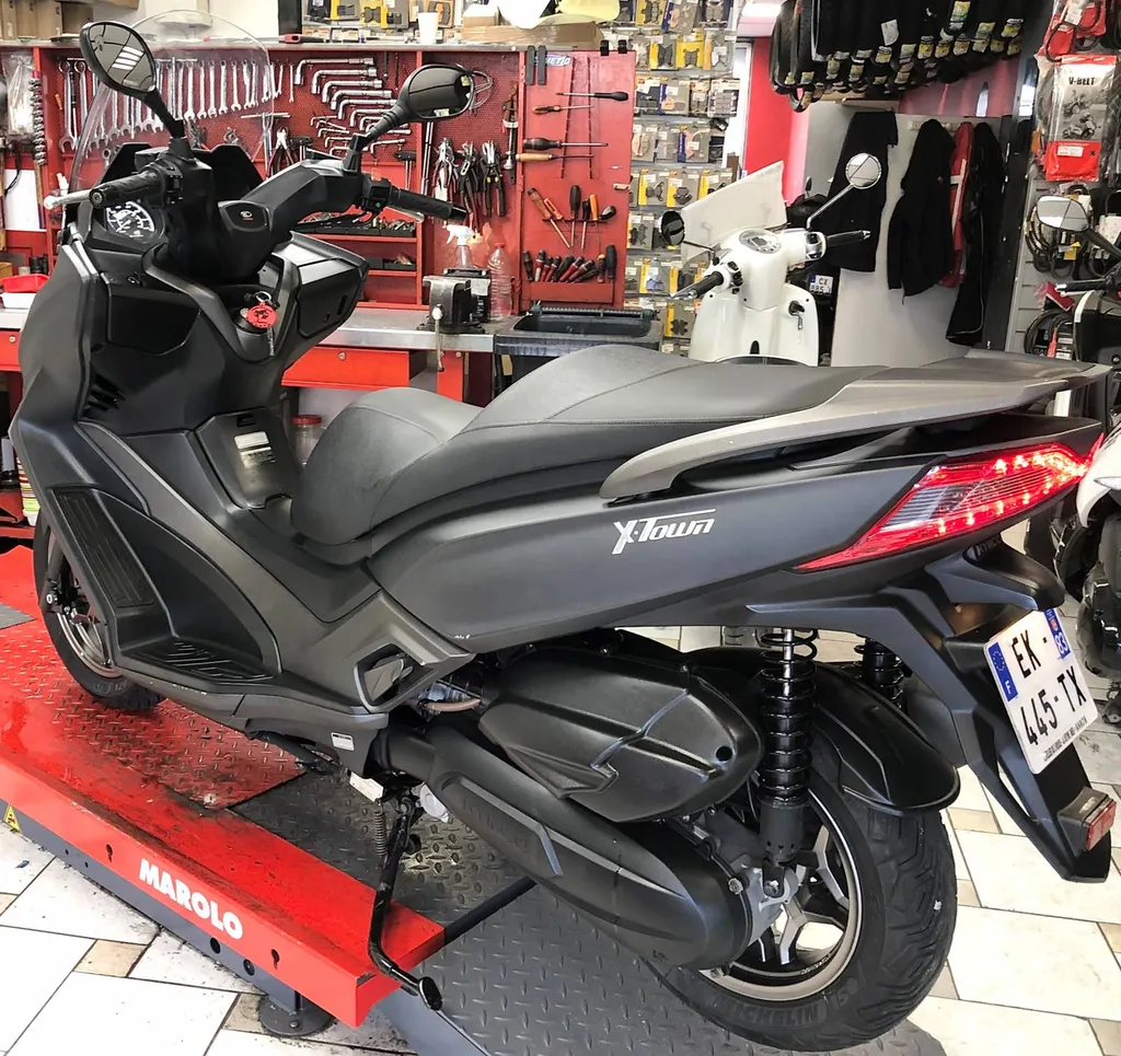 SCOOTER OCCASION KYMCO X-TOWN 125 LA VALETTE DU VAR