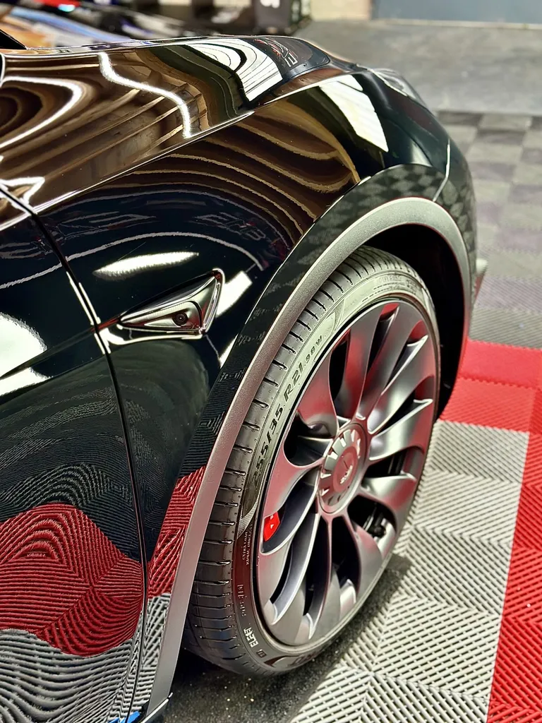 DETAILING automobile PPF voiture traitement céramique automobile Lyon tesla model Y