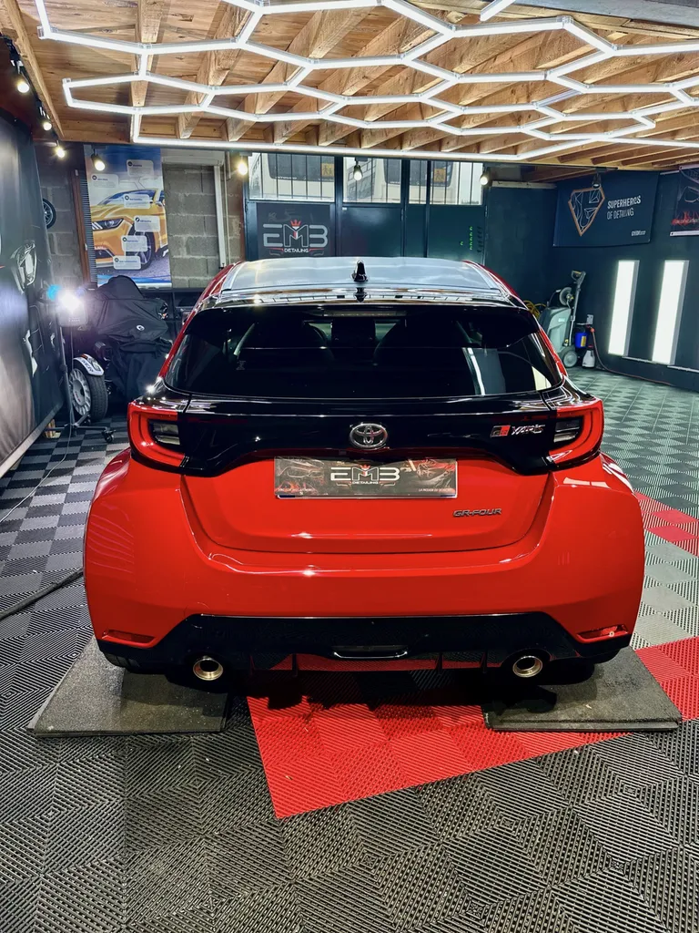 Toyota Yaris GR – Rénovation et traitement céramique à Lyon Ouest proche de Vourles 