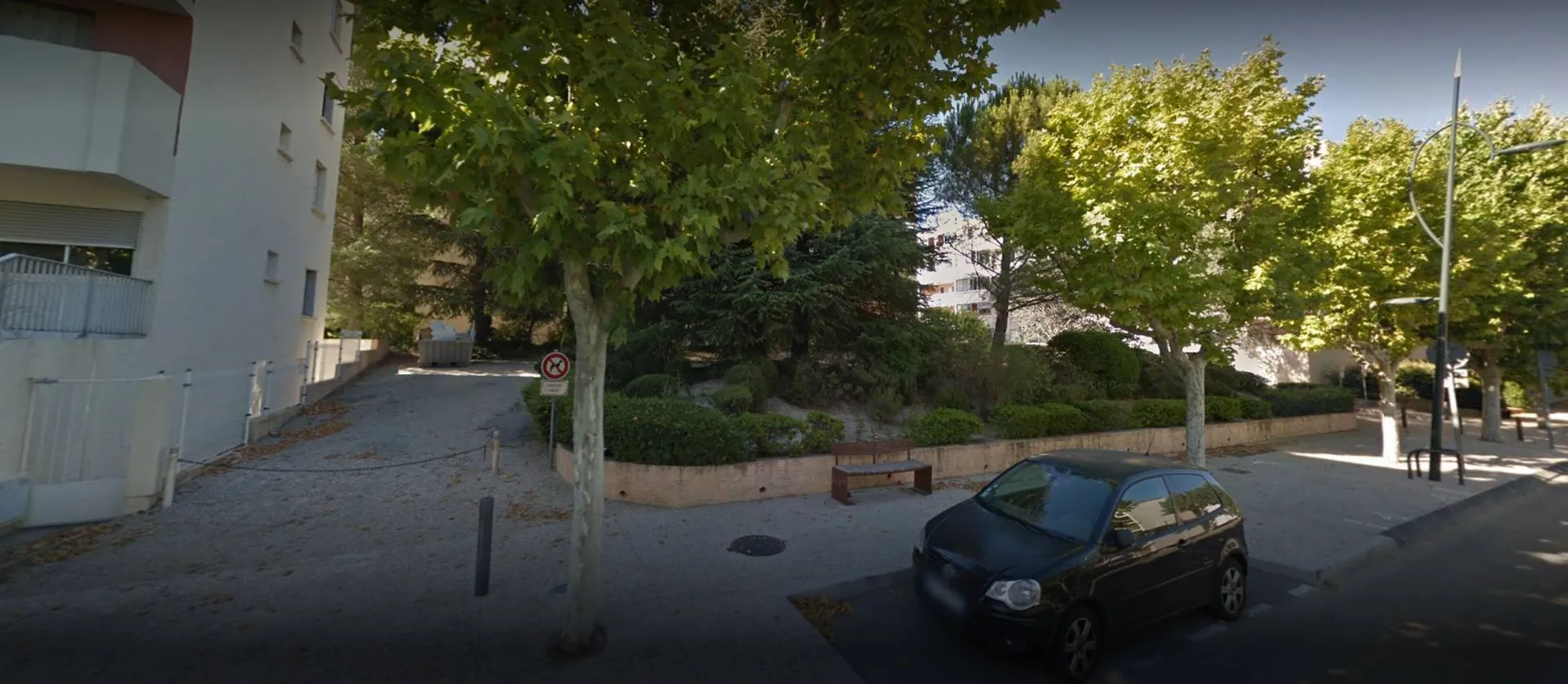 garage à vendre carnoux