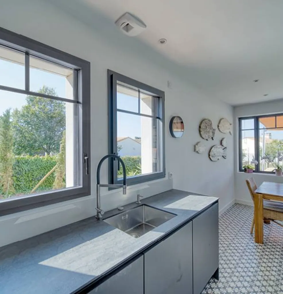 Devis artisan installateur de fenêtres aluminium K-ine sur-mesure à Meyzieu