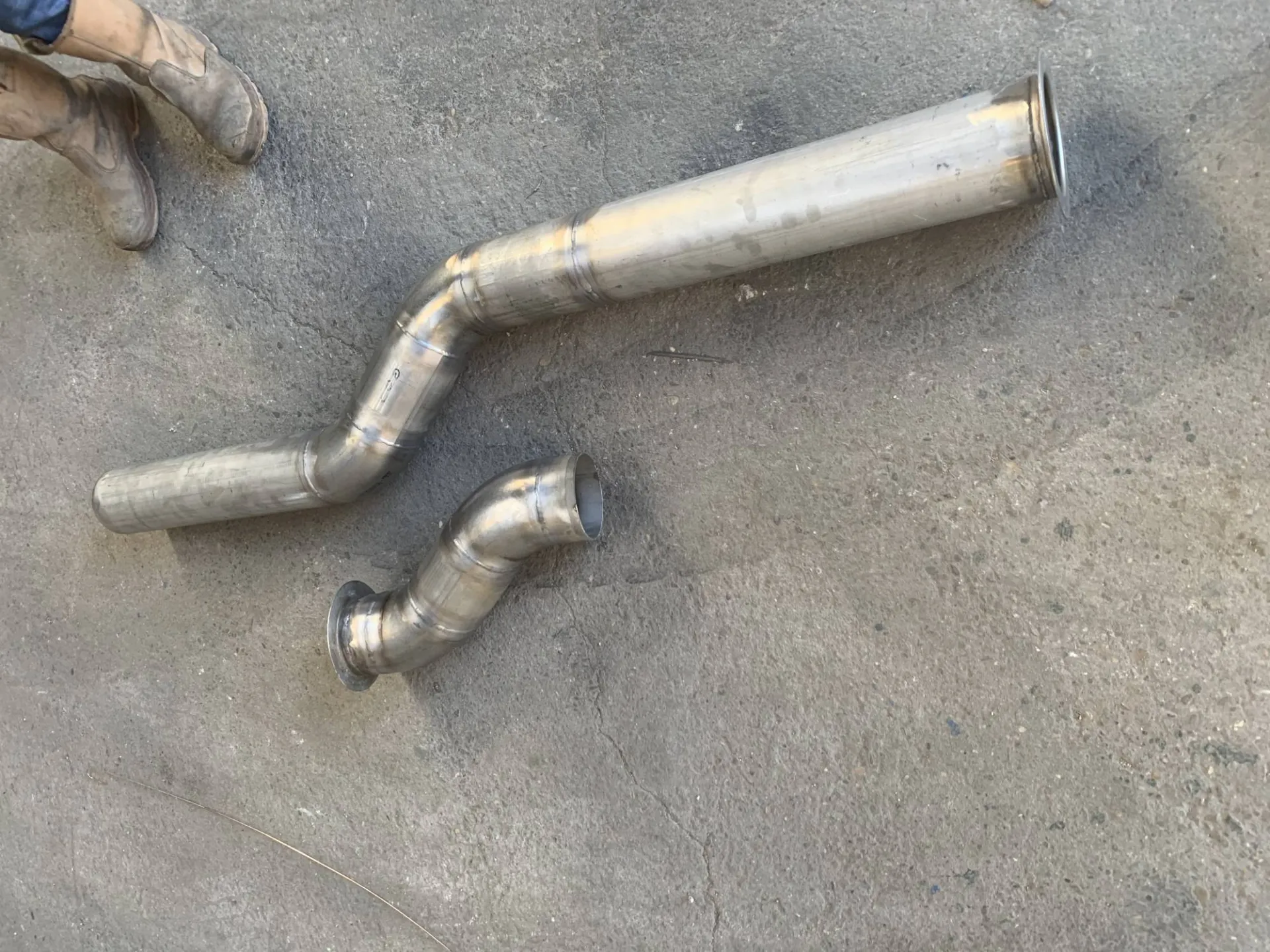 BAIONNETTE INOX FABRIQUEE SUR MESURE DANS NOS ATELIERS DE TUYAUTERIE A MARTIGUES DANS LES BOUCHES DU RHONE