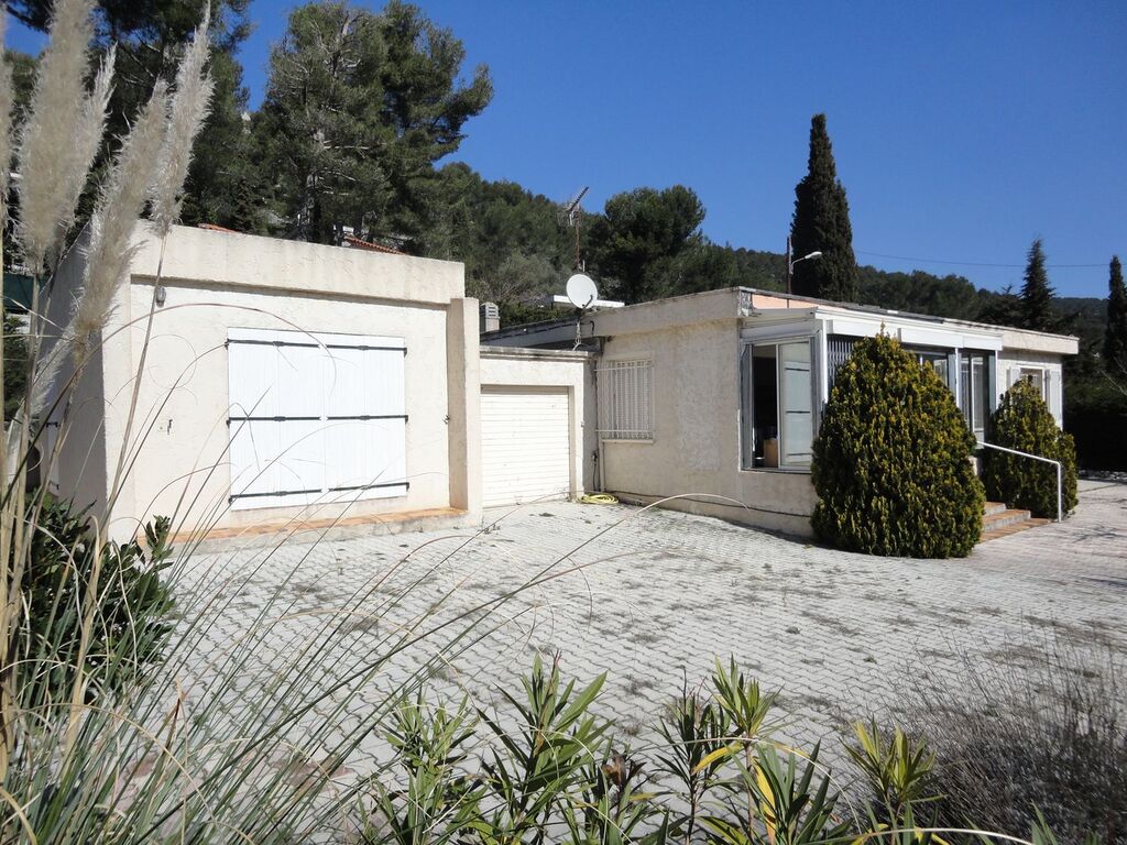 villa T4 avec studio à vendre sur carnoux