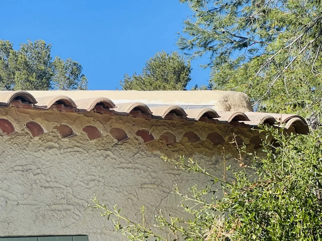 Intervention de rénovation de toiture sur Mimet près d’Aix en Provence 