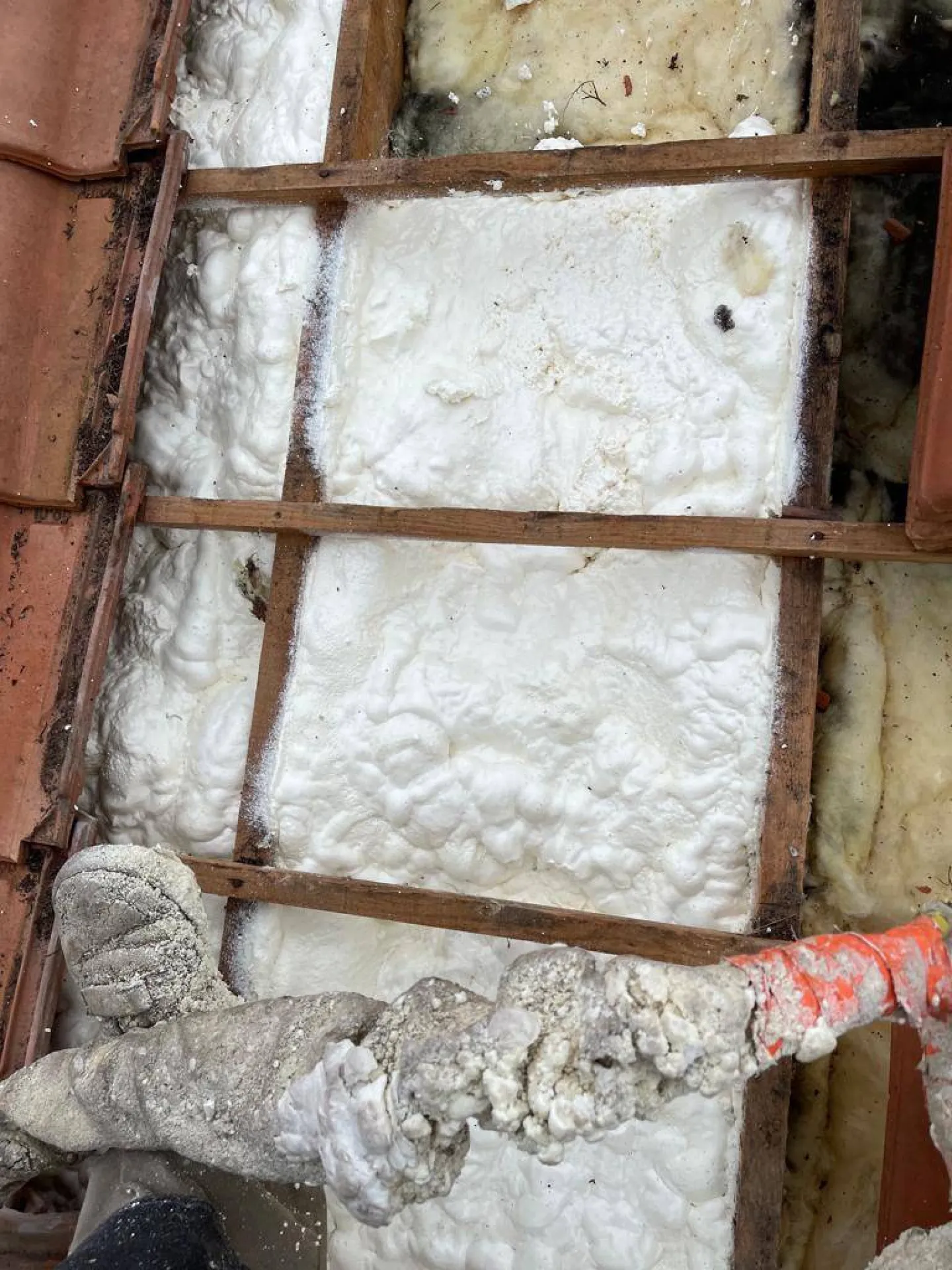 ISOLATION PLAFOND RAMPANT EN GIRONDE ET DEPARTEMENTS LIMITROPHES