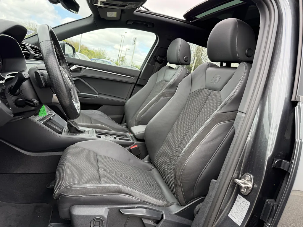 Audi Q3 d'occasion proche de Le Havre : découvrez ce SUV premium S Line chez Caudebec Automobiles