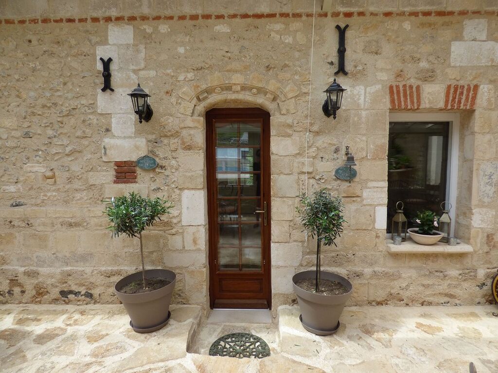 A vendre, batisse de caractère edifié sur un parc de 3ha18a proche des boucles de la Seine 76000