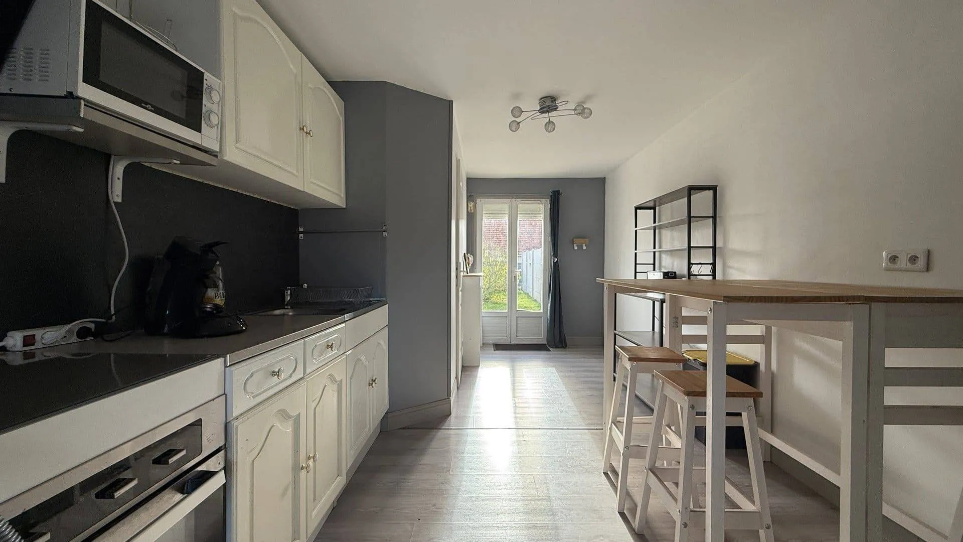 Maison avec studio proche de la centrale 76