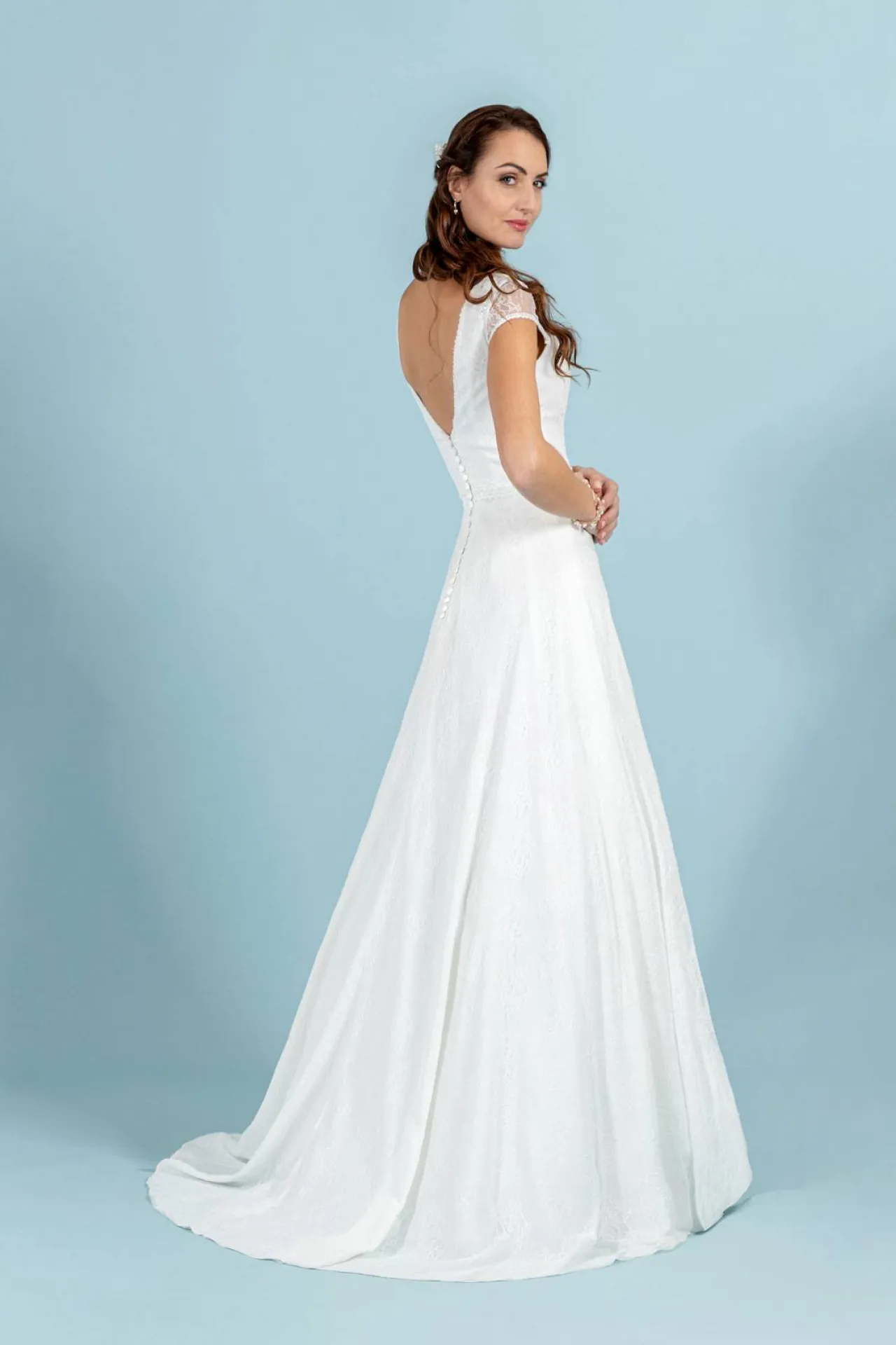 référence Andie Églantine créations sur notre boutique de mariage pas cher marseille et aubagne