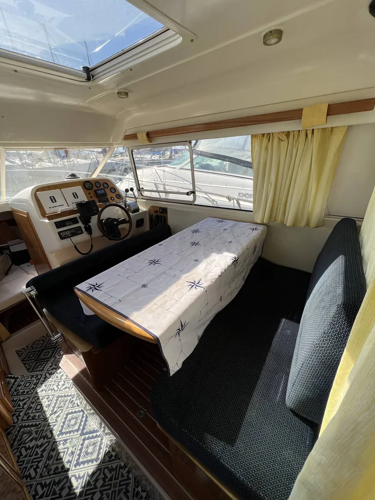 Estimer et vendre rapidement un bateau timonier ACM Heritage 26 dans le Var