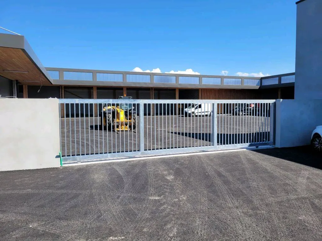 Pose de portail dans le Médoc