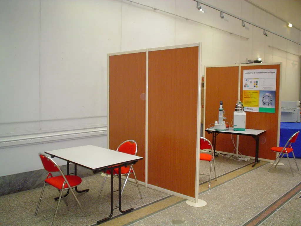 Location Table Rectangulaire 4 Personnes - Idéale Séminaires & Stands (120x80 cm)