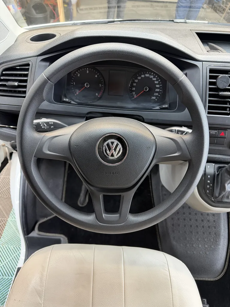 Volkswagen Westfalia DSG7 150ch/ 2 EME MAINS / WEBASTO / PANNEAU SOLAIRE / DOUCHE / CHAUFFE EAU