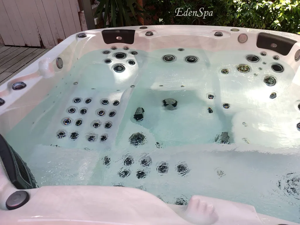 jacuzzi haut de gamme exterieur marseille
