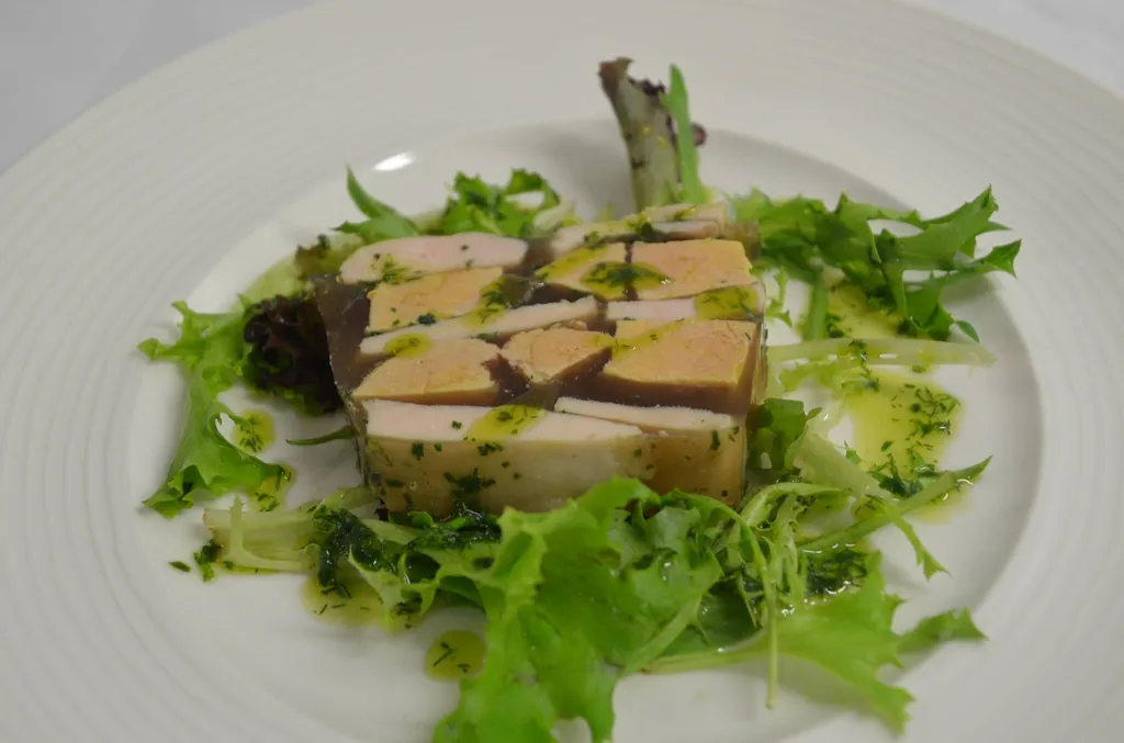 Marbré de volaille au foie gras