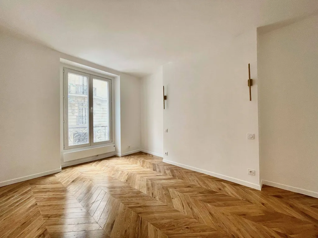 3 Pièces entièrement rénové - Monceau / Courcelles 75008