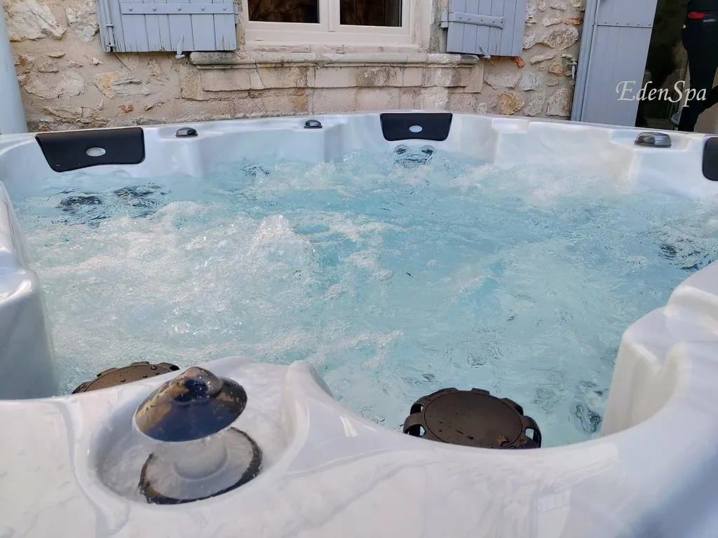 levage jacuzzi canadien marseille