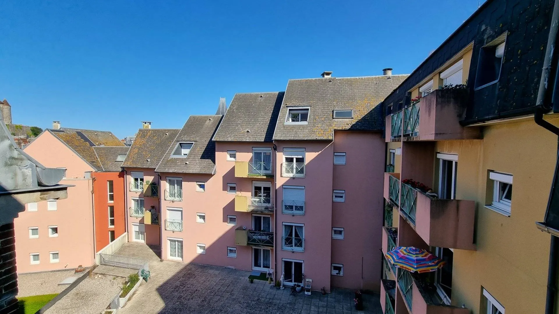 A vendre bel appartement T3 de 73 m² loué, avec vue dégagée – Centre-ville de Dieppe 76200