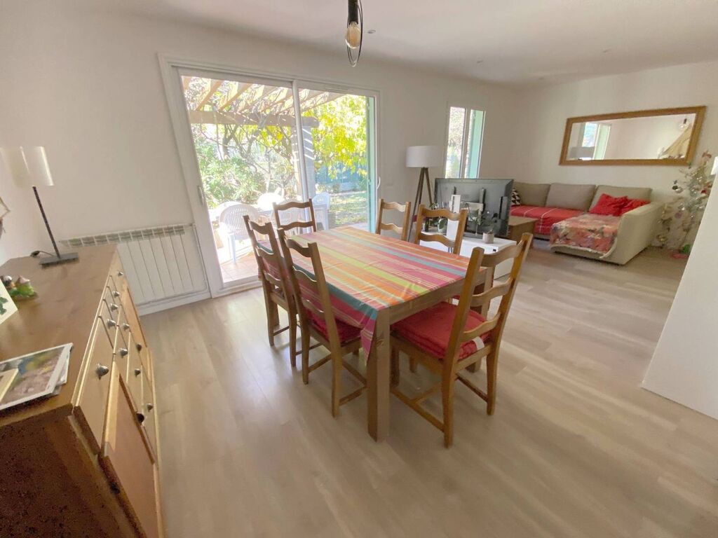 a la vente villa de plain-pied roquefort la bédoule