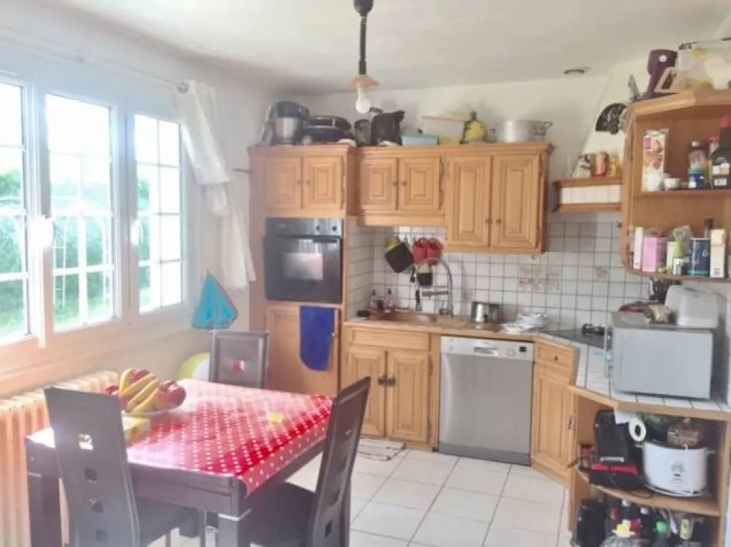 Recherche pavillon à étage sur sous-sol  proche la saussaye 27