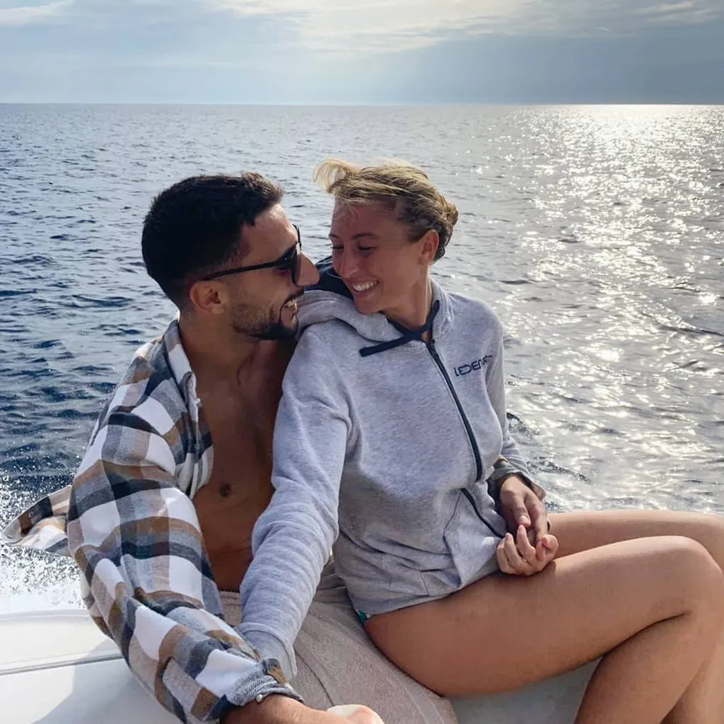 Visite en amoureux dans les Calanques de Marseille avec L'Eden Boat