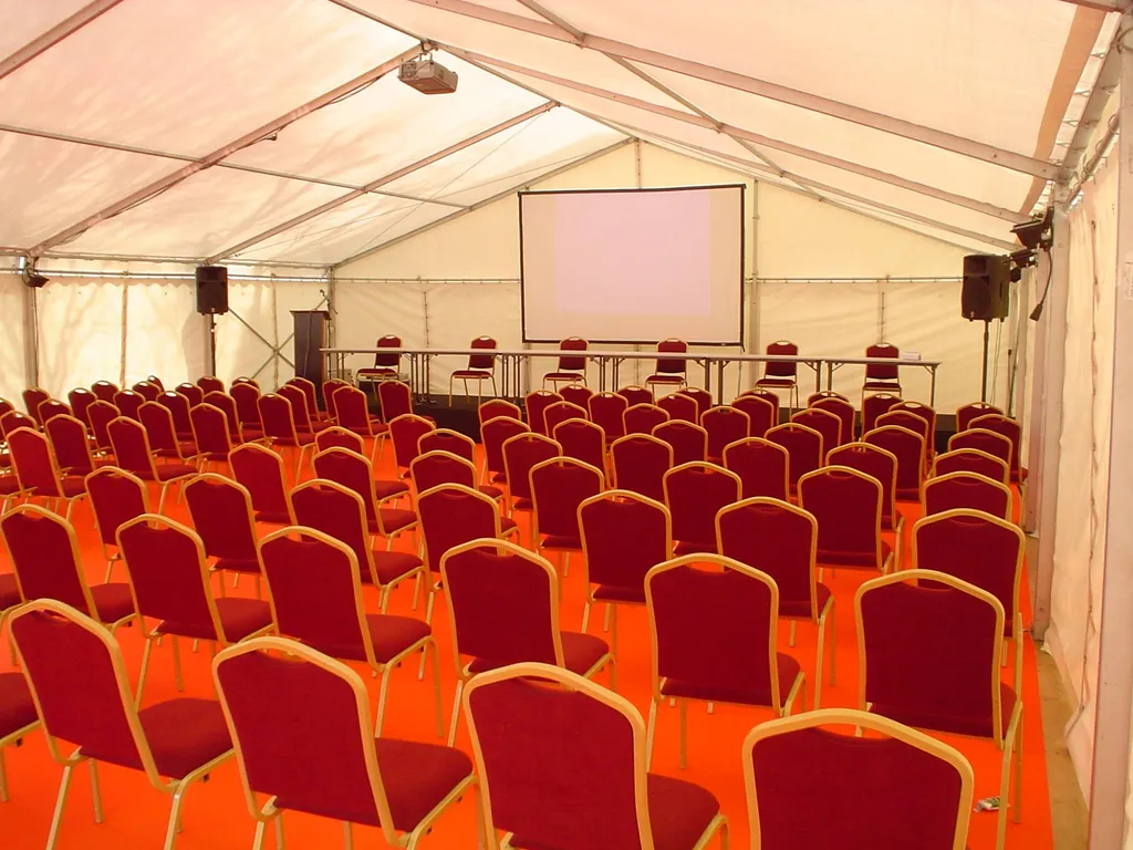 Comment organiser un salon ou un evenement entreprise a lyon dans le rhône