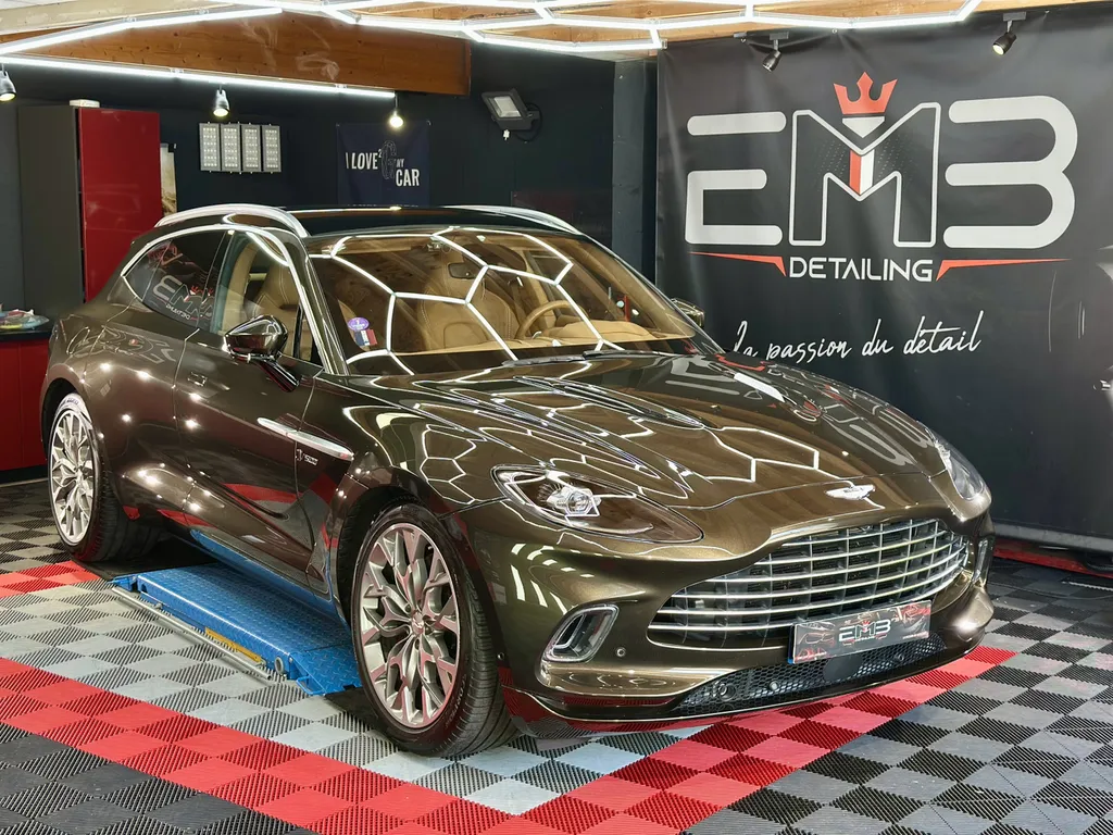 DETAILING auto protection carrosserie Aston Martin DBX sur Limonest 