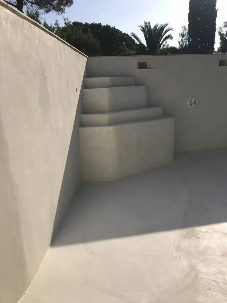 Béton piscine TERRE DU MONDE