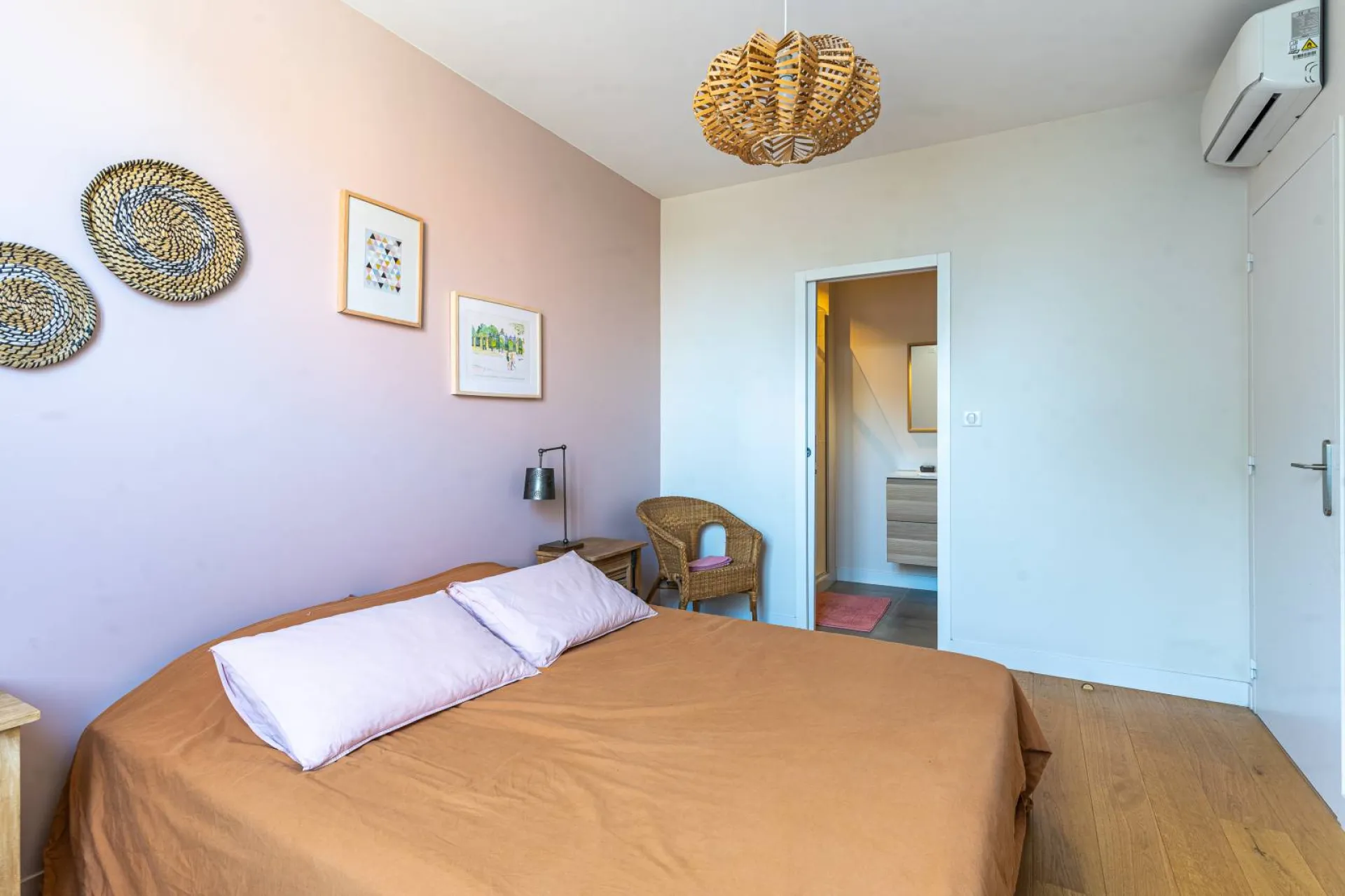 Vendue Très belle maison en pierre rénovée Mérignac limite Caudéran  