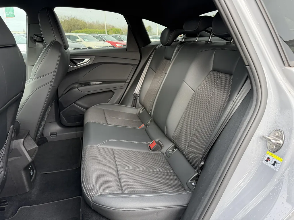 Audi Q4 Sportback e-tron d'occasion S line à vendre chez votre concessionnaire Caudebec Automobiles proche du Havre