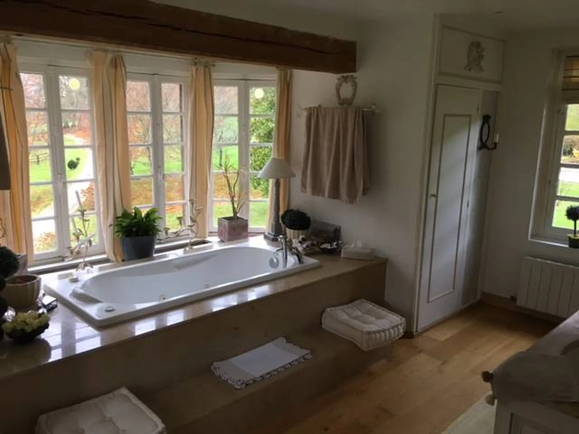 obtenir manoir vieux de 600 ans 14100 lisieux calvados