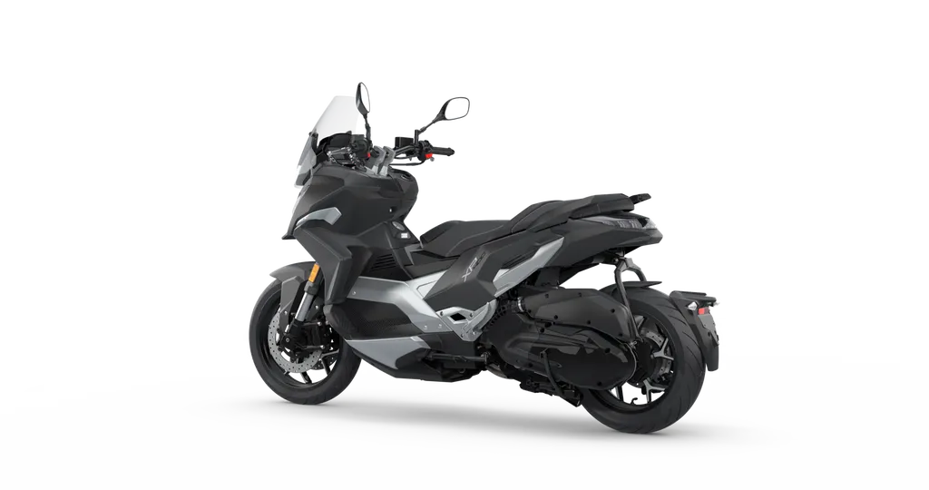 SCOOTER NEUF PEUGEOT XP400 ALLURE A SIX FOURS LES PLAGES